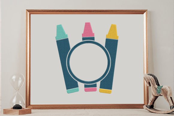 Crayons Monogram Frame: A Whimsical Holiday Embellishment